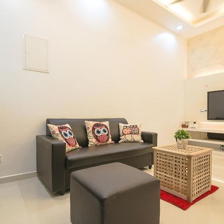 Landed Cozy House Near Spice, Airport Apartment Kampong Manggis Luaran gambar